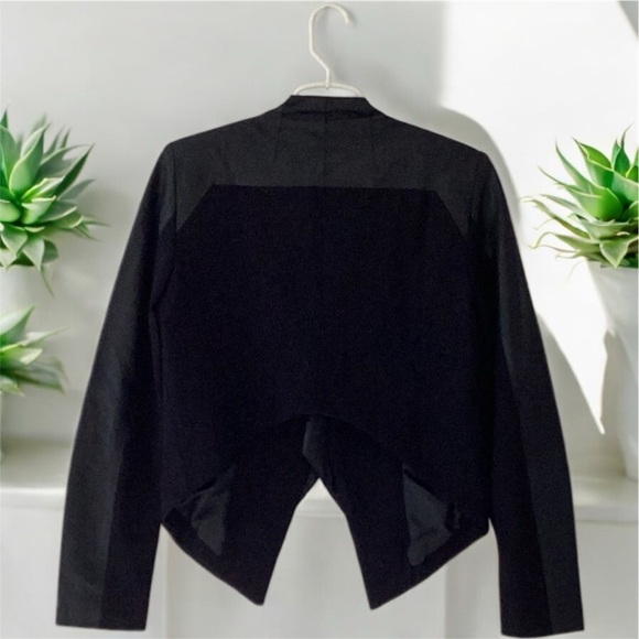 CUSP by Neiman Marcus Black Leather/ Rayon Jacket Medium - Picture 4 of 6